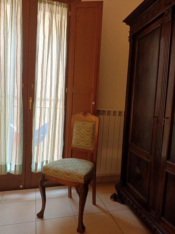 Apartamento Le Ginestre Sulmona Exterior foto