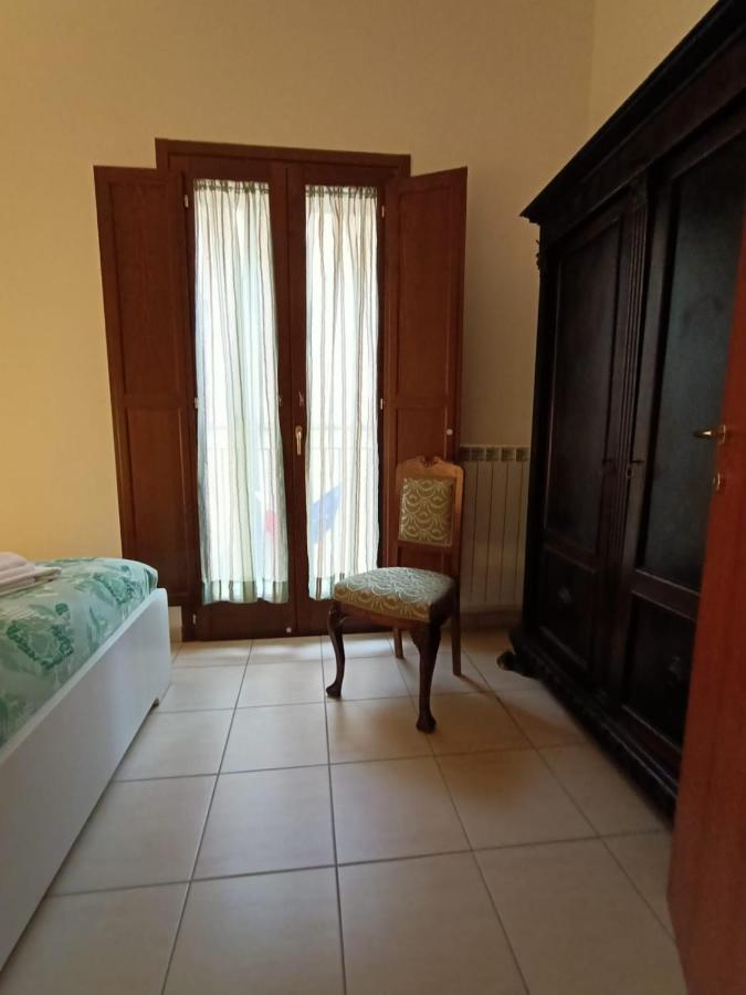 Apartamento Le Ginestre Sulmona Exterior foto